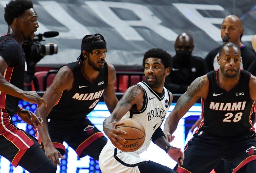 AIYOUXI-里程碑夜！北京国安绝杀压哨；欧联关键时刻刷纪录；目标明确；临场指挥获称赞的简单介绍-AIYOUXI