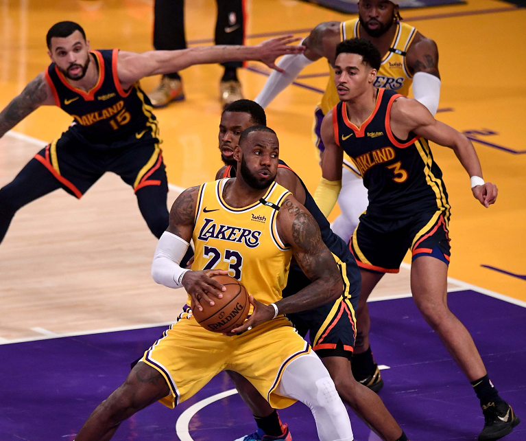 里程碑夜!北京国安绝杀压哨;欧联关键时刻刷纪录;目标明确;临场指挥获称赞的简单介绍 里程碑夜!北京国安绝杀压哨;欧联关键时刻刷纪录;目标明确;临场指挥获称赞的简单介绍